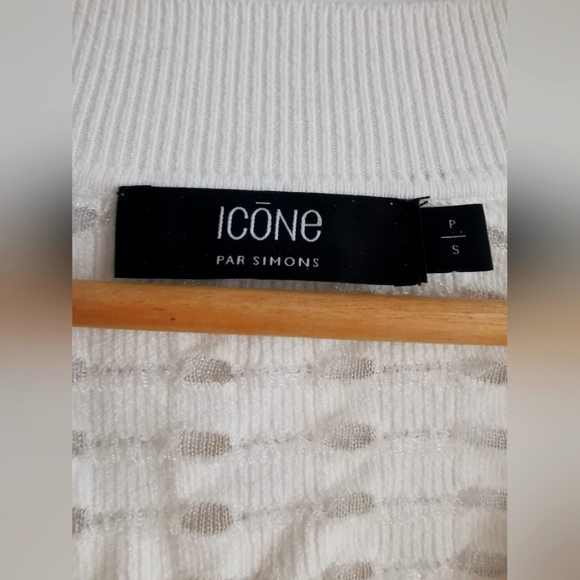 SOLD🍄Icōne by Simons Cream Cardigan - Picture 3 of 4